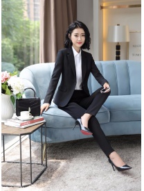 女式短款兩?？畚餮b